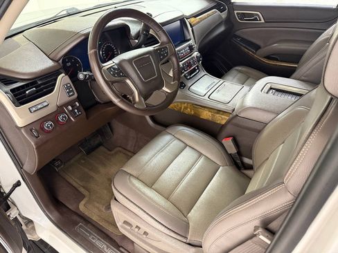 Used 2016 GMC Yukon Denali w/ Open Road Package AWD/4WD image 49