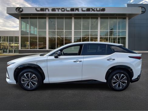 Certified 2023 Lexus RZ 450e Premium w/ Technology Package AWD/4WD image 6