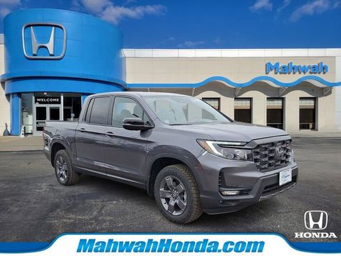 New 2026 Honda Ridgeline TrailSport image 2
