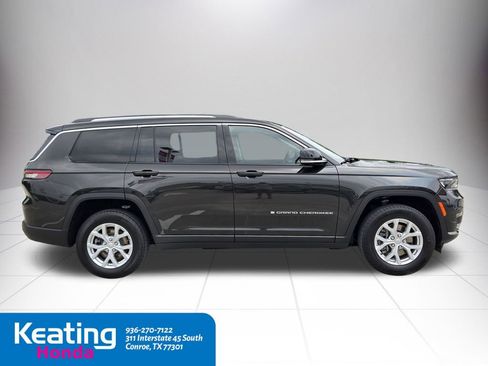 Used 2023 Jeep Grand Cherokee L Limited AWD/4WD image 9