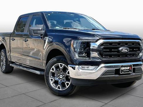 Used 2021 Ford F150 XLT image 3