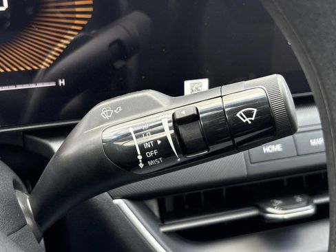 New 2025 Kia K4 LX image 24