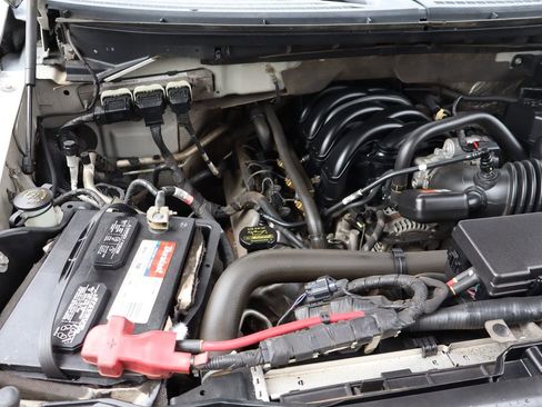 Used 2010 Ford F150 XLT image 36