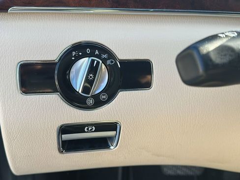 Used 2011 Mercedes-Benz S 550 image 21