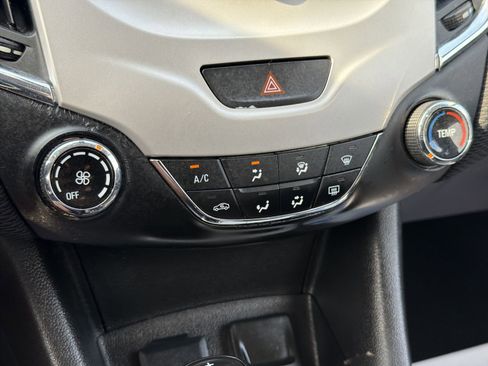 Used 2016 Chevrolet Cruze LS FWD image 28