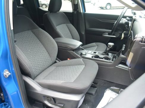 Used 2025 Ford Ranger XLT w/ Equipment Group 301A High AWD/4WD image 18
