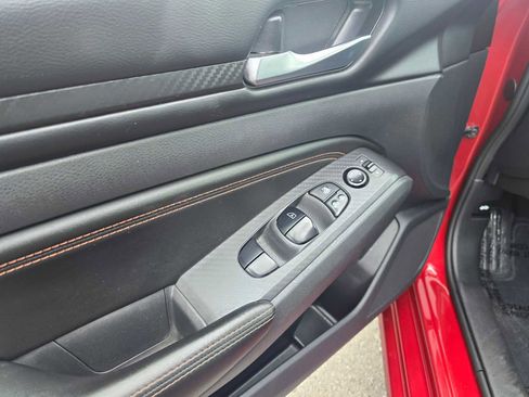 Used 2022 Nissan Altima 2.5 SR FWD image 19