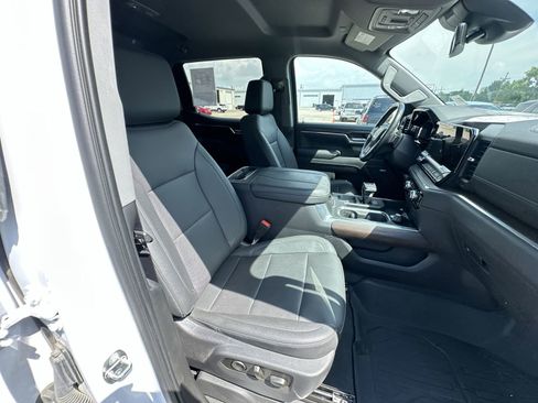 Used 2023 GMC Sierra 1500 SLT w/ SLT Premium Package AWD/4WD image 28