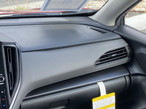 Used 2025 Subaru Crosstrek 2.5i Limited w/ Crosstrek Mirror Package image 22