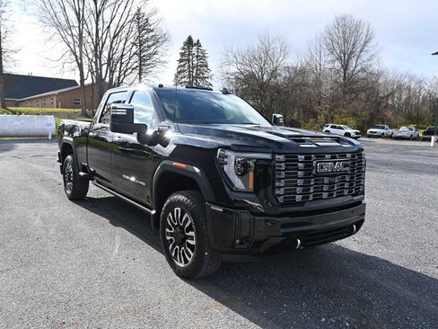 New 2026 GMC Sierra 2500 Denali Ultimate image 1