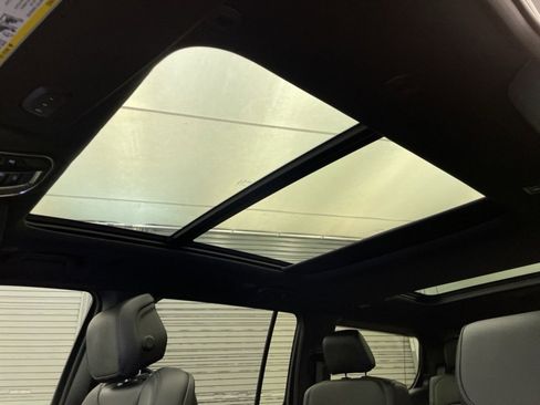 New 2025 Jeep Wagoneer Series II image 17