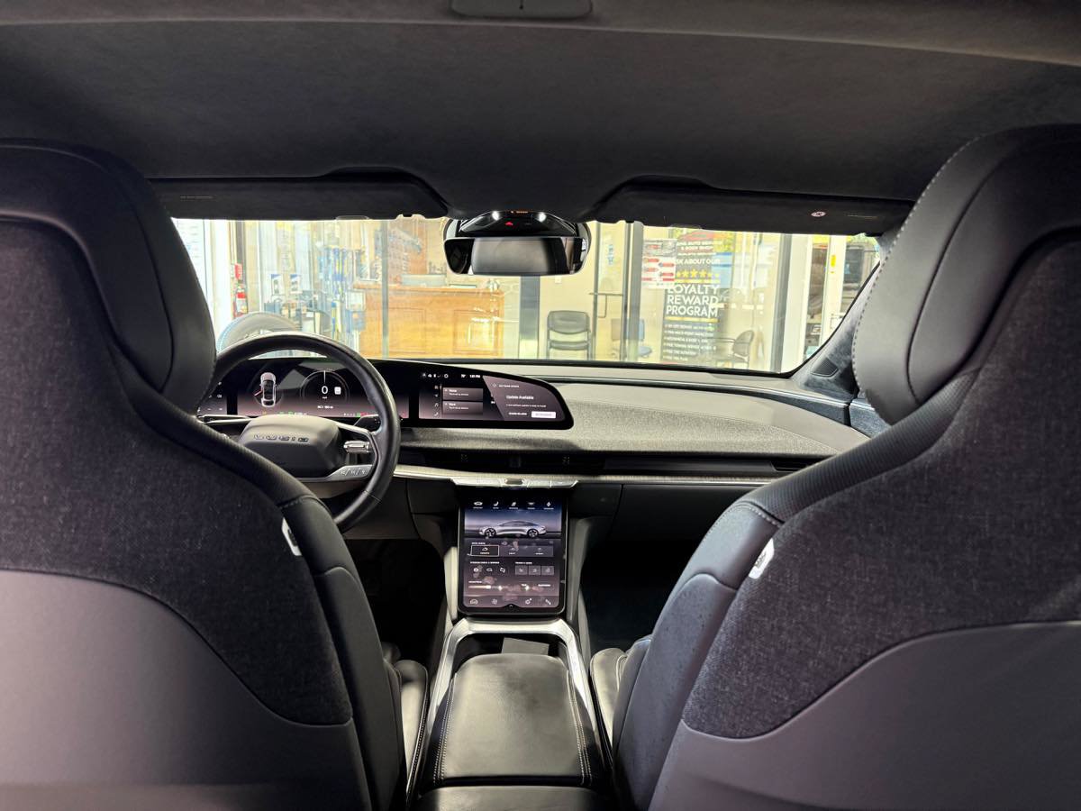 Used 2024 Lucid Air Touring AWD/4WD image 26