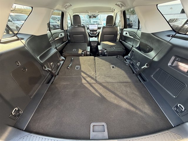 Used 2026 Ford Explorer Active w/ Active Comfort Package AWD/4WD image 54