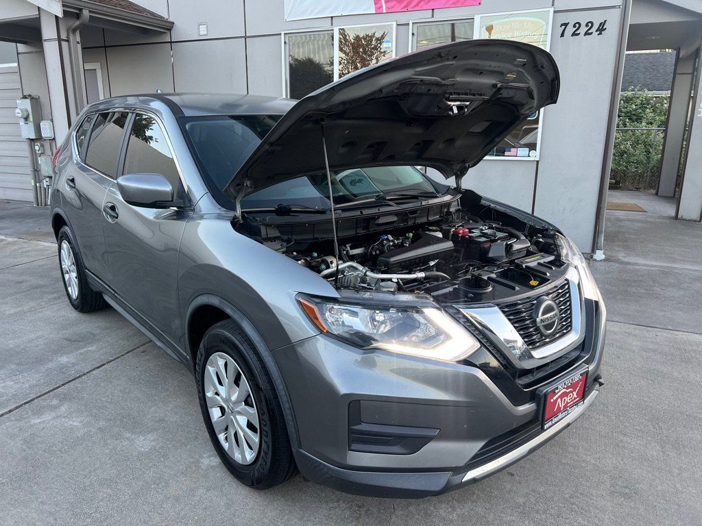 Used 2018 Nissan Rogue S FWD image 19
