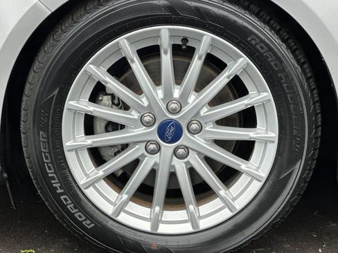 Used 2014 Ford C-MAX Energi SEL w/ Equipment Group 301A image 32