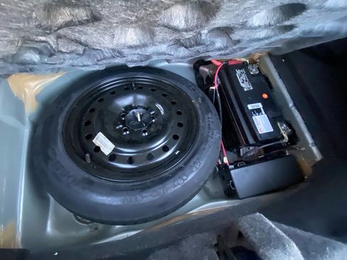 Used 2006 Dodge Charger SE image 19