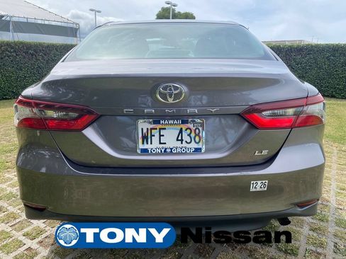 Used 2022 Toyota Camry LE FWD image 6