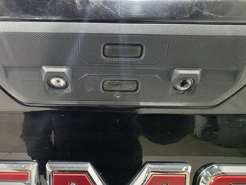 Used 2021 GMC Sierra 1500 AT4 w/ AT4 Value Package image 30