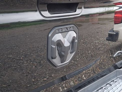 Used 2021 RAM 1500 Big Horn AWD/4WD image 10