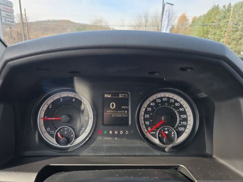 Used 2017 RAM 1500 Express image 22