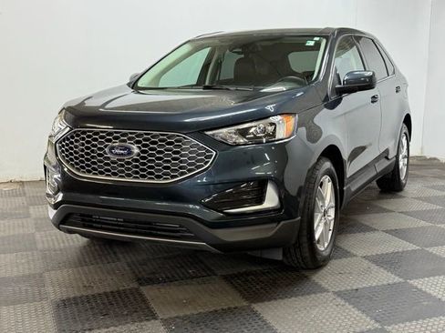 Used 2023 Ford Edge SEL image 5
