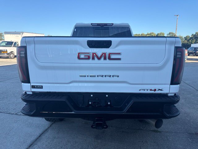 Used 2025 GMC Sierra 2500 AT4X AWD/4WD image 4