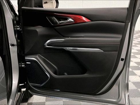 Used 2026 Chevrolet Traverse RS image 22