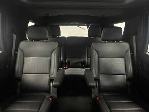 Used 2023 Chevrolet Tahoe Z71 w/ Luxury Package image 14