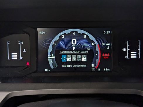 New 2025 Toyota Tacoma SR image 15