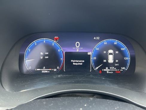 Used 2023 Toyota Highlander Platinum FWD image 17