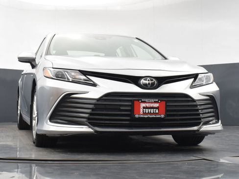 Used 2023 Toyota Camry LE image 28