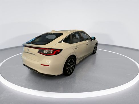 Used 2022 Honda Civic EX-L image 7
