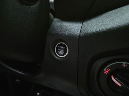 Used 2023 Nissan Frontier S AWD/4WD image 25