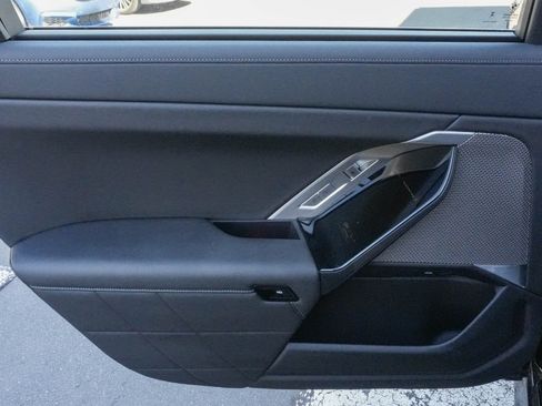 Certified 2024 BMW 740i RWD image 30