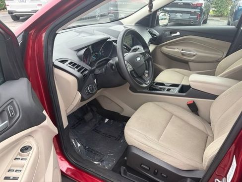Used 2019 Ford Escape SE FWD image 13