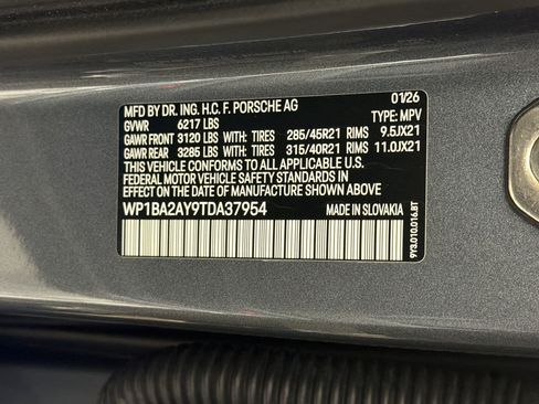 Certified 2026 Porsche Cayenne Coupe AWD/4WD image 21