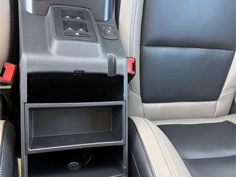 Used 2024 Ford Bronco Wildtrak image 23