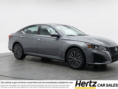 Used 2025 Nissan Altima 2.5 SV