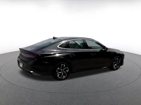 Used 2025 Hyundai Sonata SEL FWD image 14