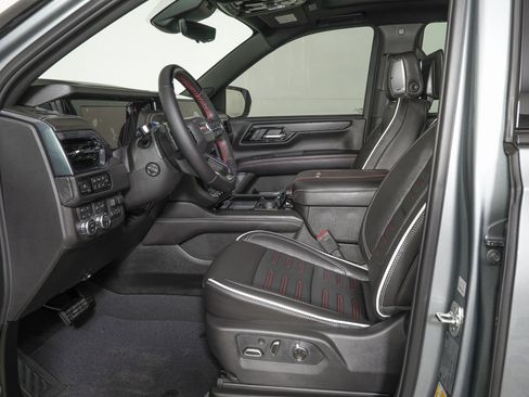 Used 2026 GMC Yukon AT4 Ultimate image 17