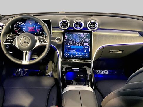 Used 2026 Mercedes-Benz C 300 4MATIC Sedan image 16