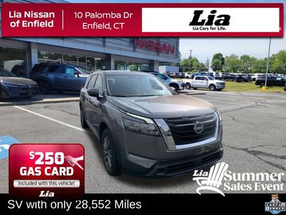 Used 2024 Nissan Pathfinder SV