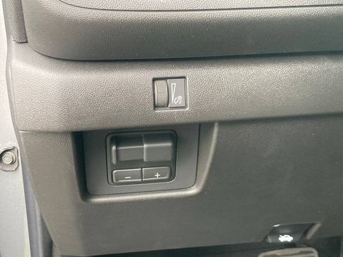 New 2026 Chevrolet Colorado Trail Boss AWD/4WD image 13