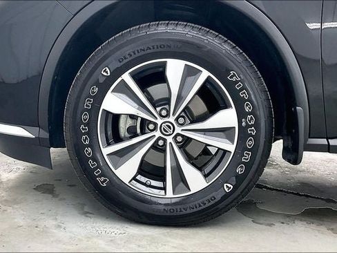 Used 2019 Nissan Murano S AWD/4WD image 10