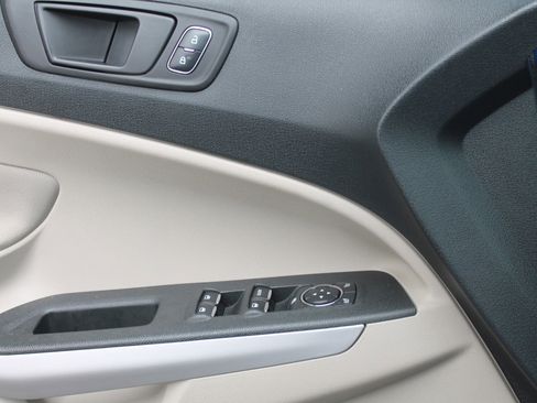 Used 2018 Ford EcoSport S image 13