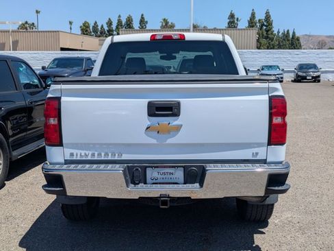 Used 2018 Chevrolet Silverado 1500 LT w/ LT Eassist Package AWD/4WD image 7