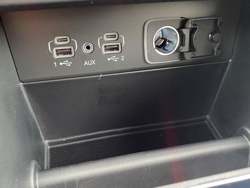 New 2025 Jeep Grand Cherokee Limited image 24