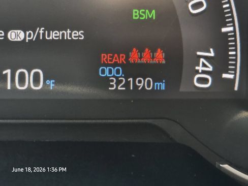 Used 2024 Toyota RAV4 XSE AWD/4WD image 33