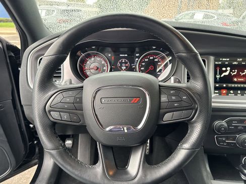 Used 2022 Dodge Charger R/T w/ Driver Convenience Group image 18