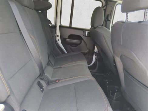 Used 2025 Jeep Gladiator Sport AWD/4WD image 21